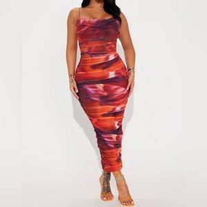 NWT| Fashion Nova | Firing In Love Midi Dress